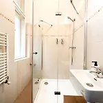 Deco House -family-friendly 2br Downtown Ac Βουδαπέστη