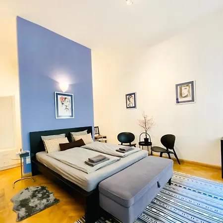 Deco House -family-friendly 2br Downtown Ac Apartament