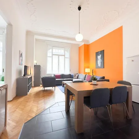 Huge Family Friendly 2br Downtown - Deco House Budapest