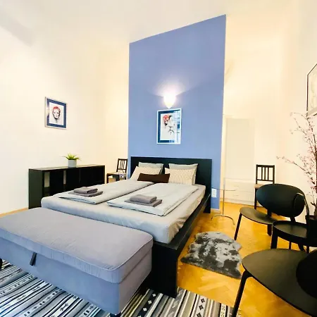 Spacious Family Friendly 2Br Downtown Apt Ac - Deco House Apartament *
